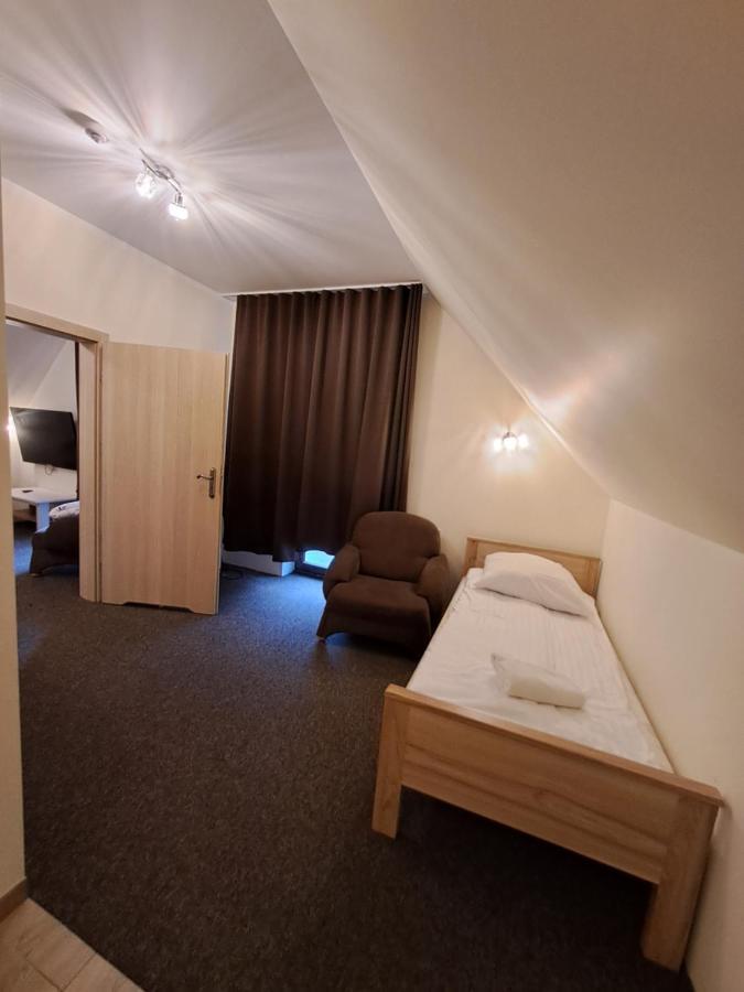 Dworek Staropolski Poznań Buitenkant foto